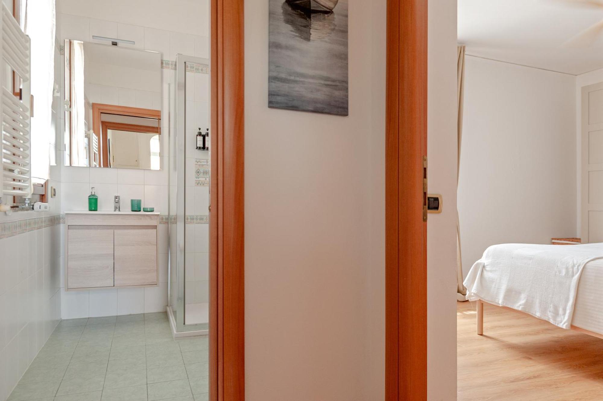 דירות Cozy Retreat In Coastal ליבורנו מראה חיצוני תמונה